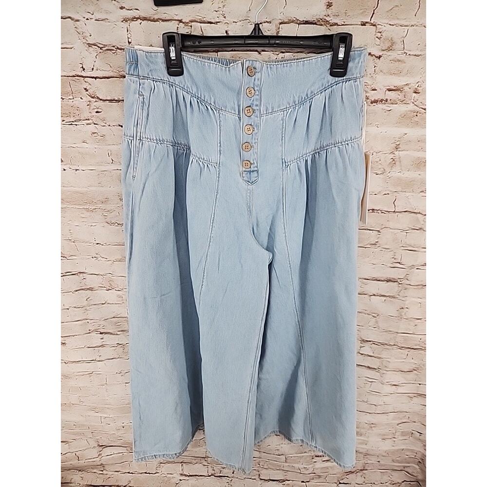 Risen Jeans NEW Light Wash Size 9/29 Elastic Waist Wide Leg PWC21583